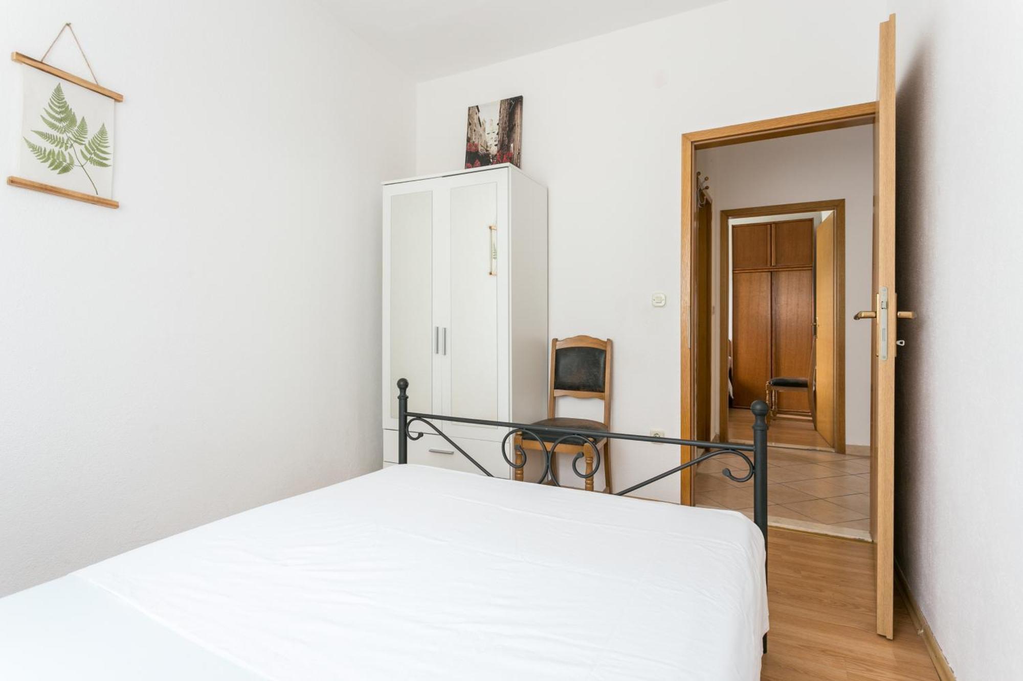 Apartments With A Parking Space Kastel Stafilic, Kastela - 20926 Room photo